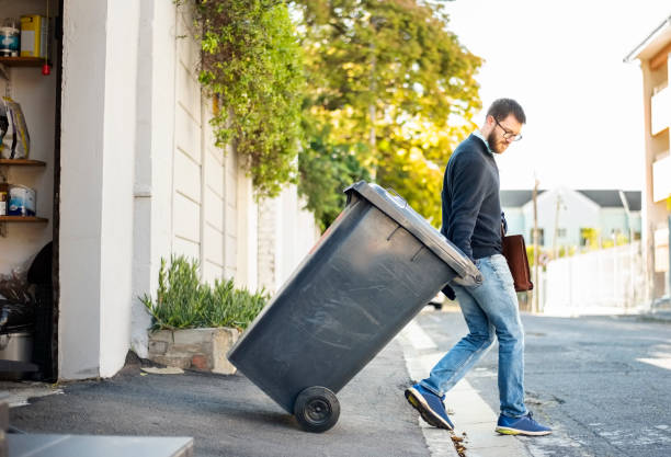 Best Basement Cleanout  in Oldsmar, FL